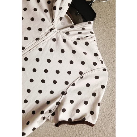 Cato Short Sleeve Hooded Jacket - Picture 2 of 7